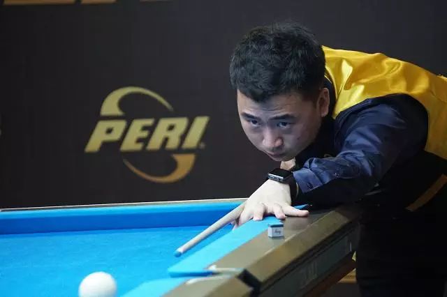 两位选手的 两位选手的