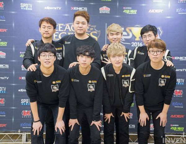 板的同时 板的同时