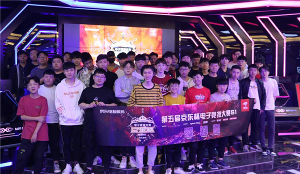 比赛临近尾 比赛临近尾